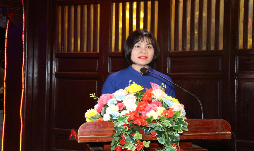 Ngành Y tế Quảng Trị tổ chức Đêm hoa đăng tri ân các Anh hùng liệt sĩ trên sông Thạch Hãn