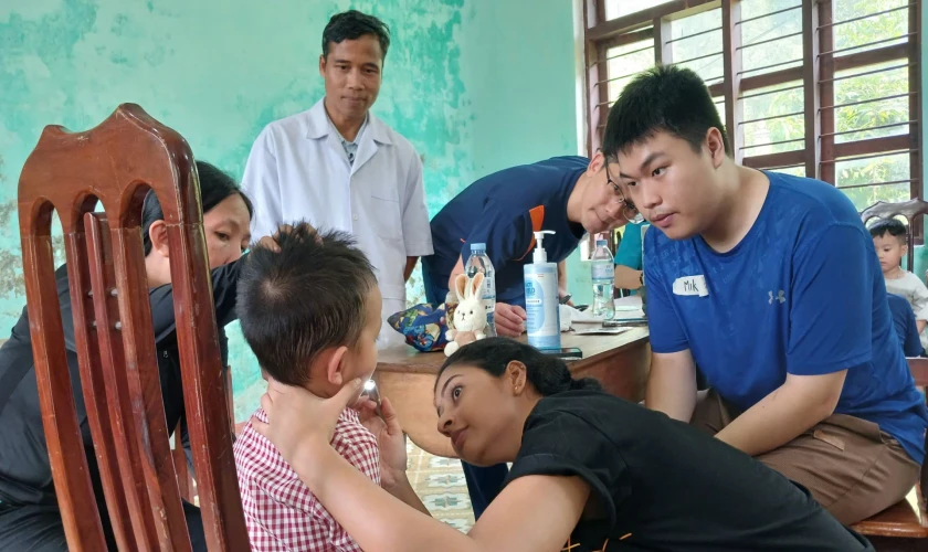 Nâng cao chất lượng chăm sóc sức khỏe Nhân dân từ tuyến y tế cơ