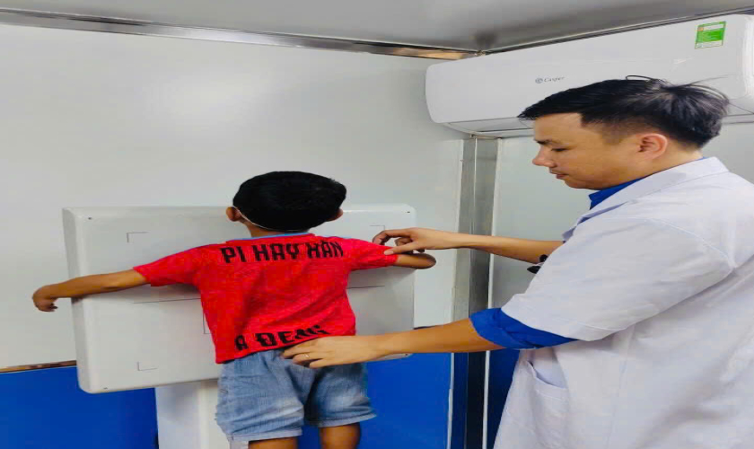 Tầm soát bệnh lao cho hơn 3.800 người dân vùng biên giới