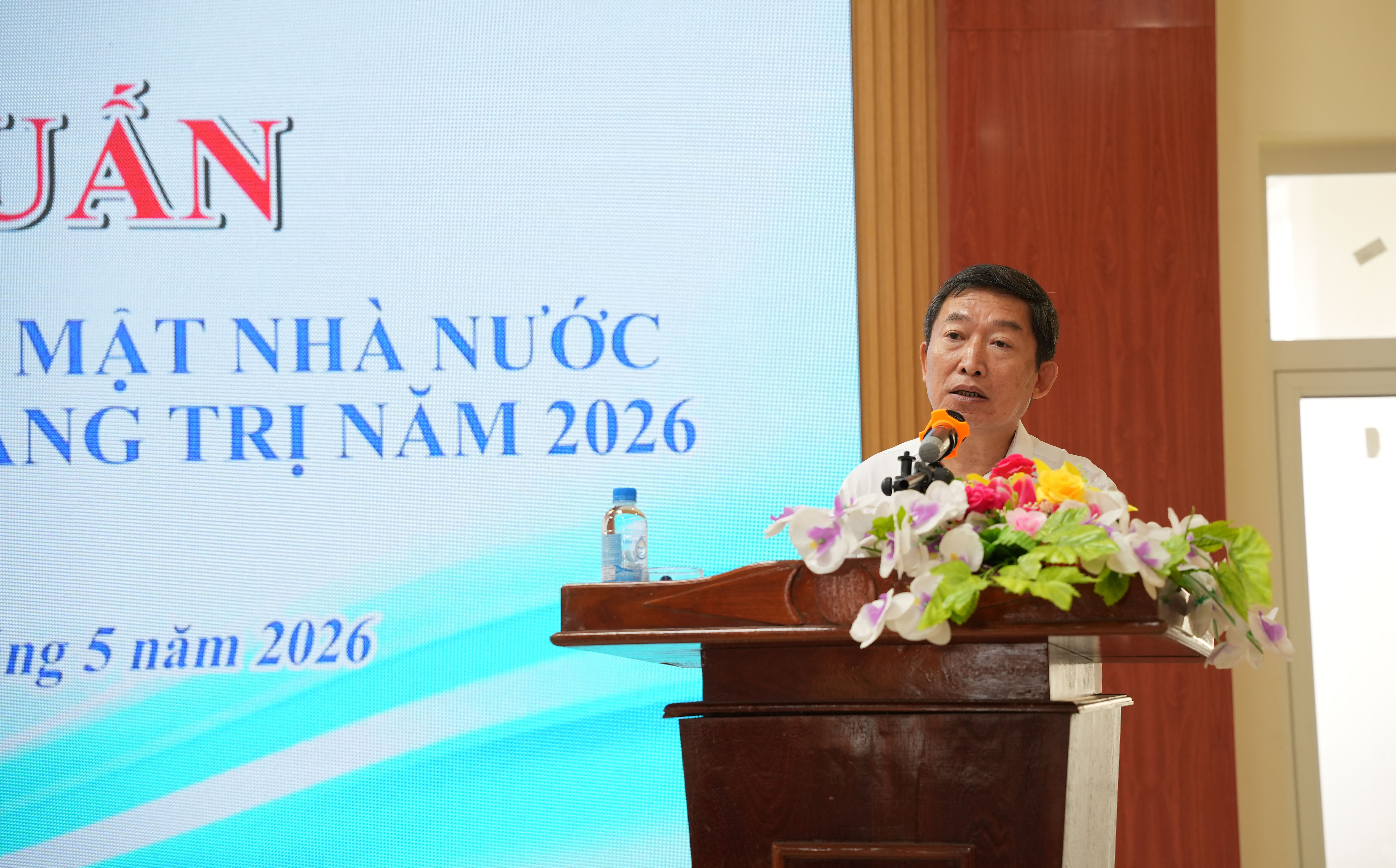 Bác_sỹ_Hà_Lâm_Chi_Phó_giám_đốc_Sở_Y_tế_phát_biểu_tại_lớp_tập_huấnbmnnnkhdhdgdhdh.JPG
