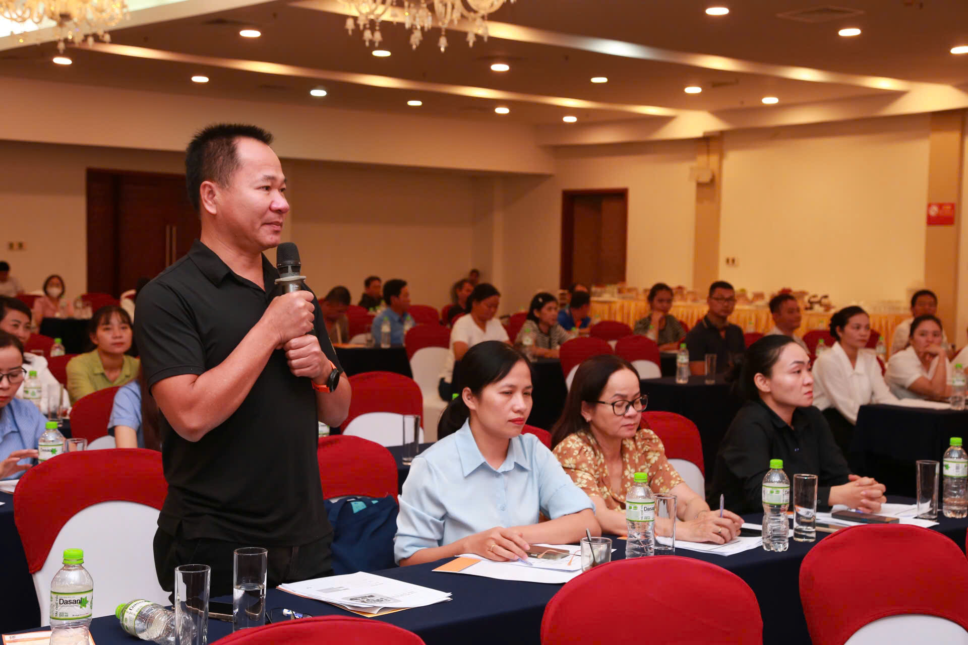 Thúc_đẩy_việc_làm_hòa_nhập_cho_người_khuyết_tật_4.jpg