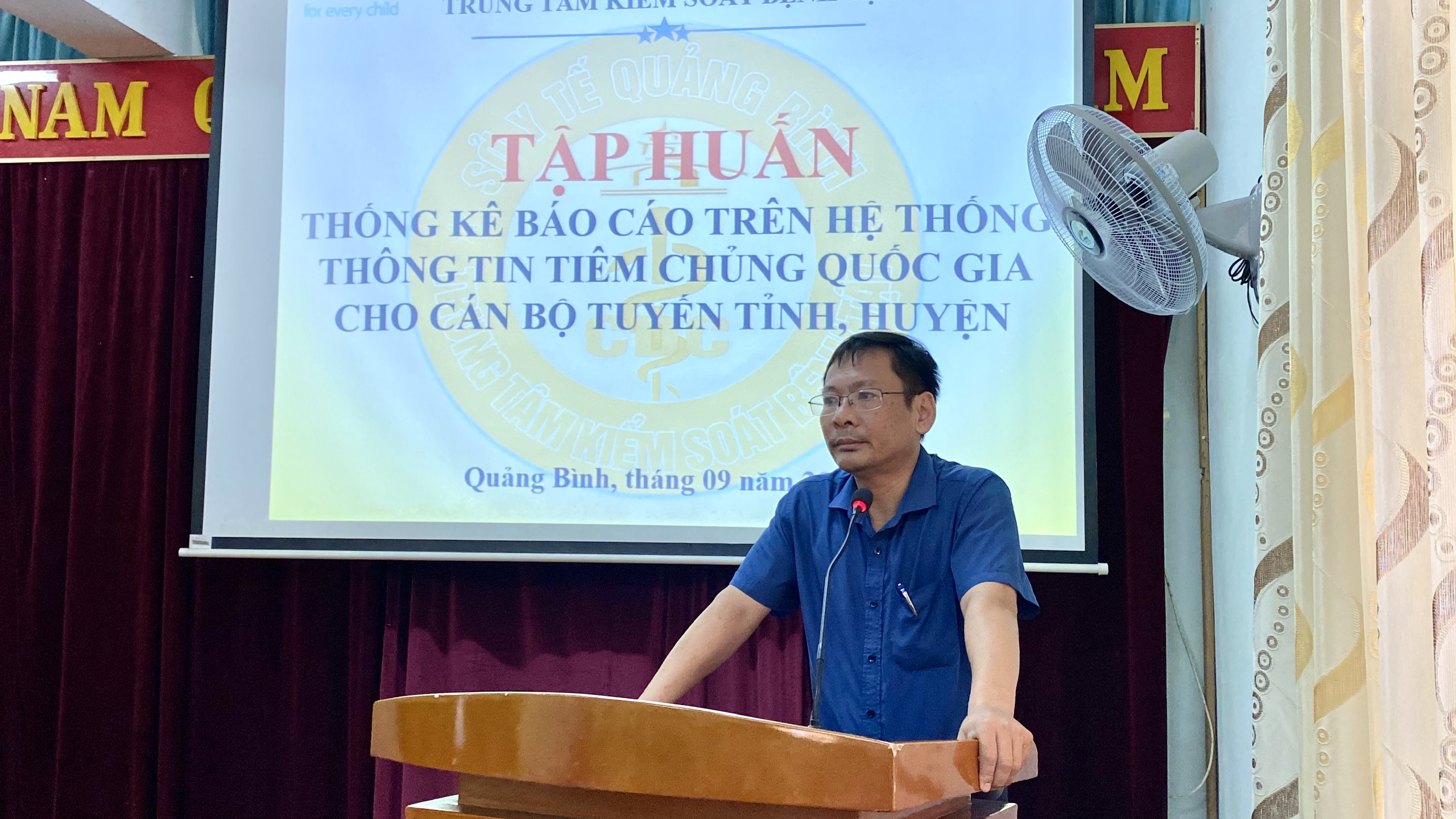 Bác sĩ Nguyễn Anh Đông Phó Giám đốc CDC phát biểu chỉ đạo lớp tập huấn