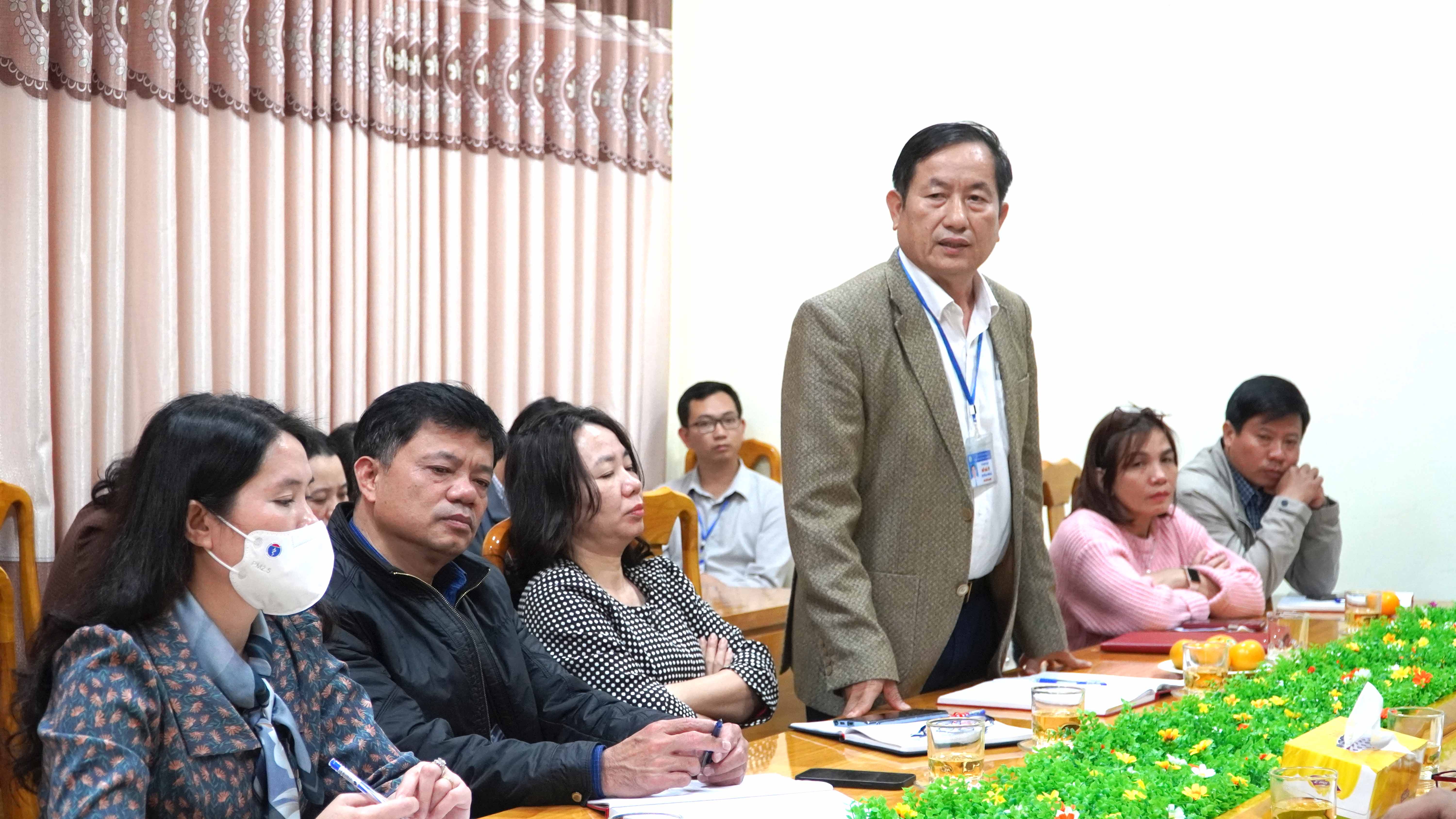 Bác sỹ Phan Thanh Hải Phó Giám đốc Sở làm trưởng đoàn đã tiến hành kiểm trakkkkkkk