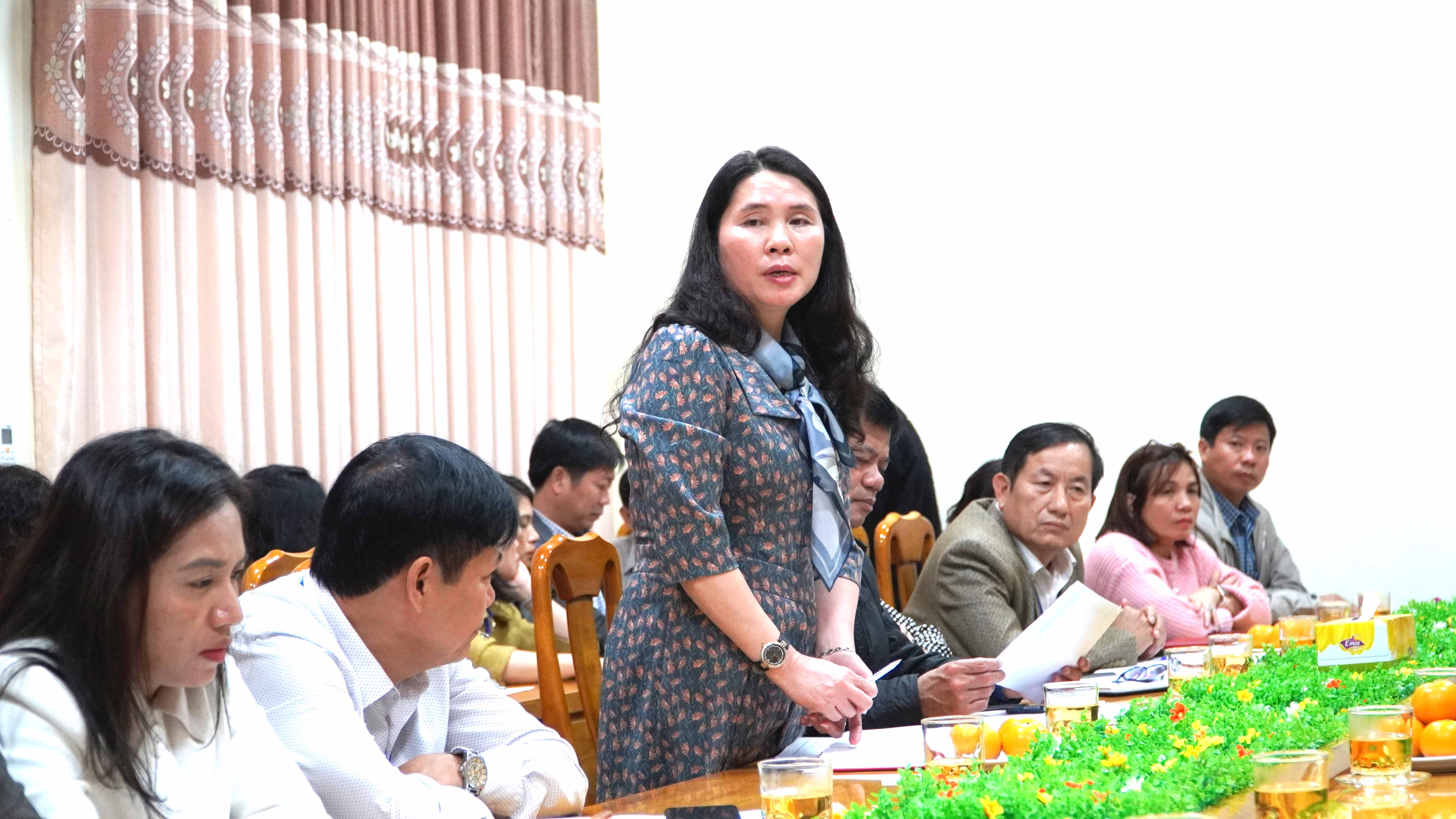 Bác sỹ Phan Thanh Hải Phó Giám đốc Sở làm trưởng đoàn đã tiến hành kiểm traooo