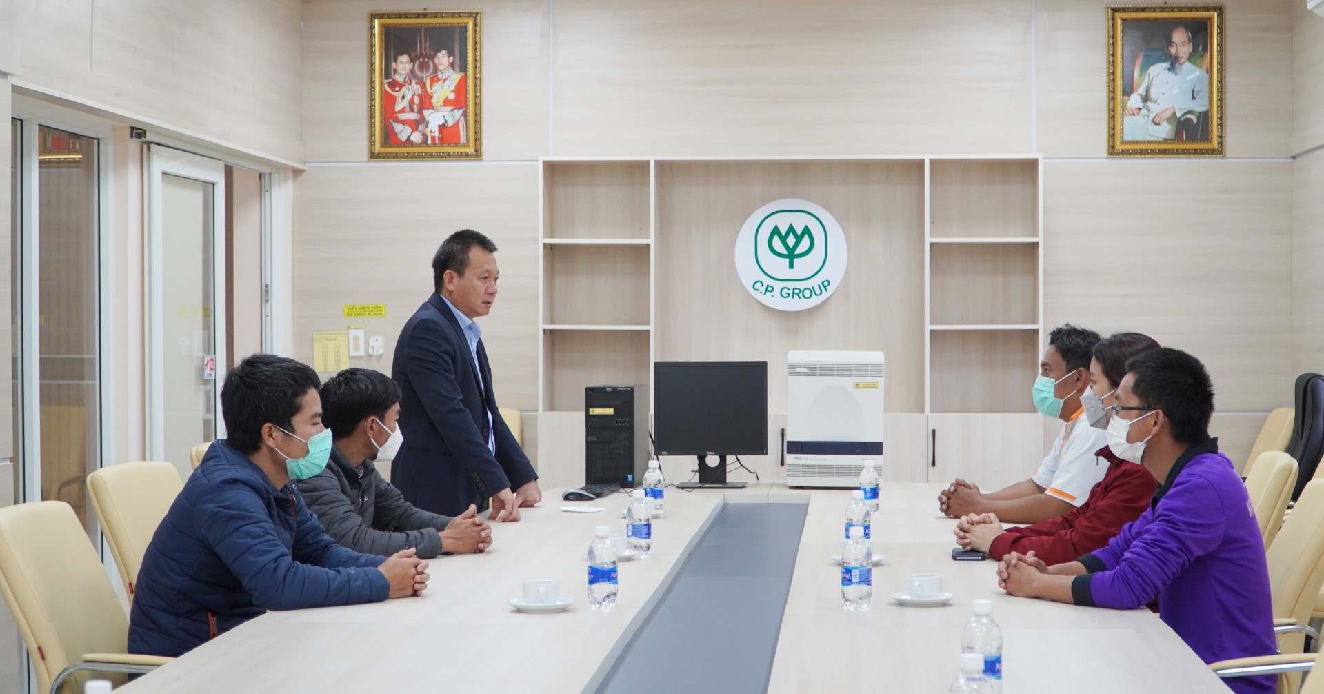 Bác sỹ Đỗ Quốc Tiệp Giám đốc Trung tâm Kiểm soát bệnh tật phát biểu cảm ơn ghi nhận đóng góp của Công ty cổ phần chăn nuôi C.P Việt Nam trong công tác phòng chống dịch Covid 19