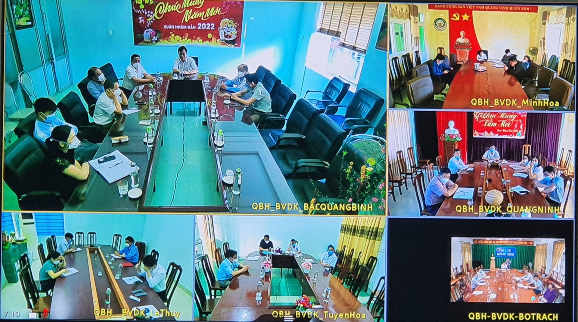 Các đại biểu tham dự tại điểm cẩu các huyện 55 Custom