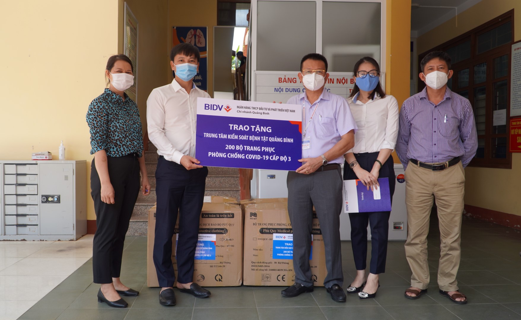 Ngân hàng BIDV Large