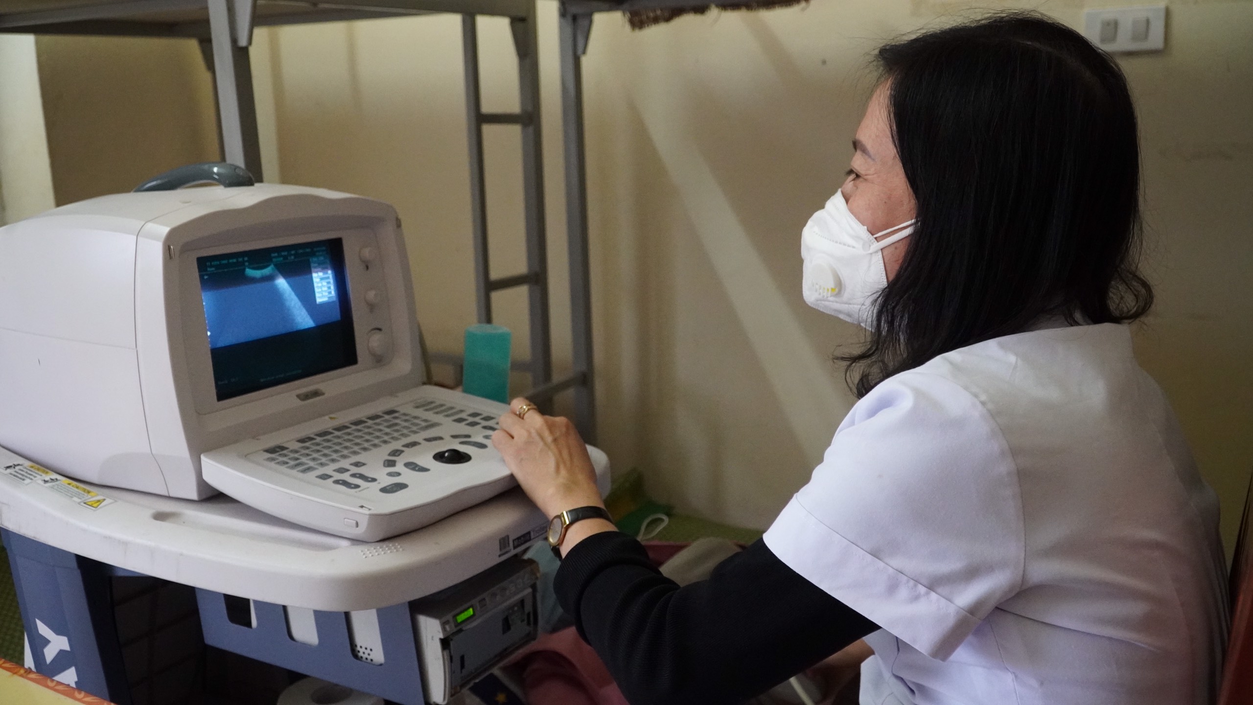 Trung tâm Kiểm soát bệnh tật khám kiểm tra sức khỏe cho nhân viên Công ty TNHH Chăn nuôi Hòa Phát.3