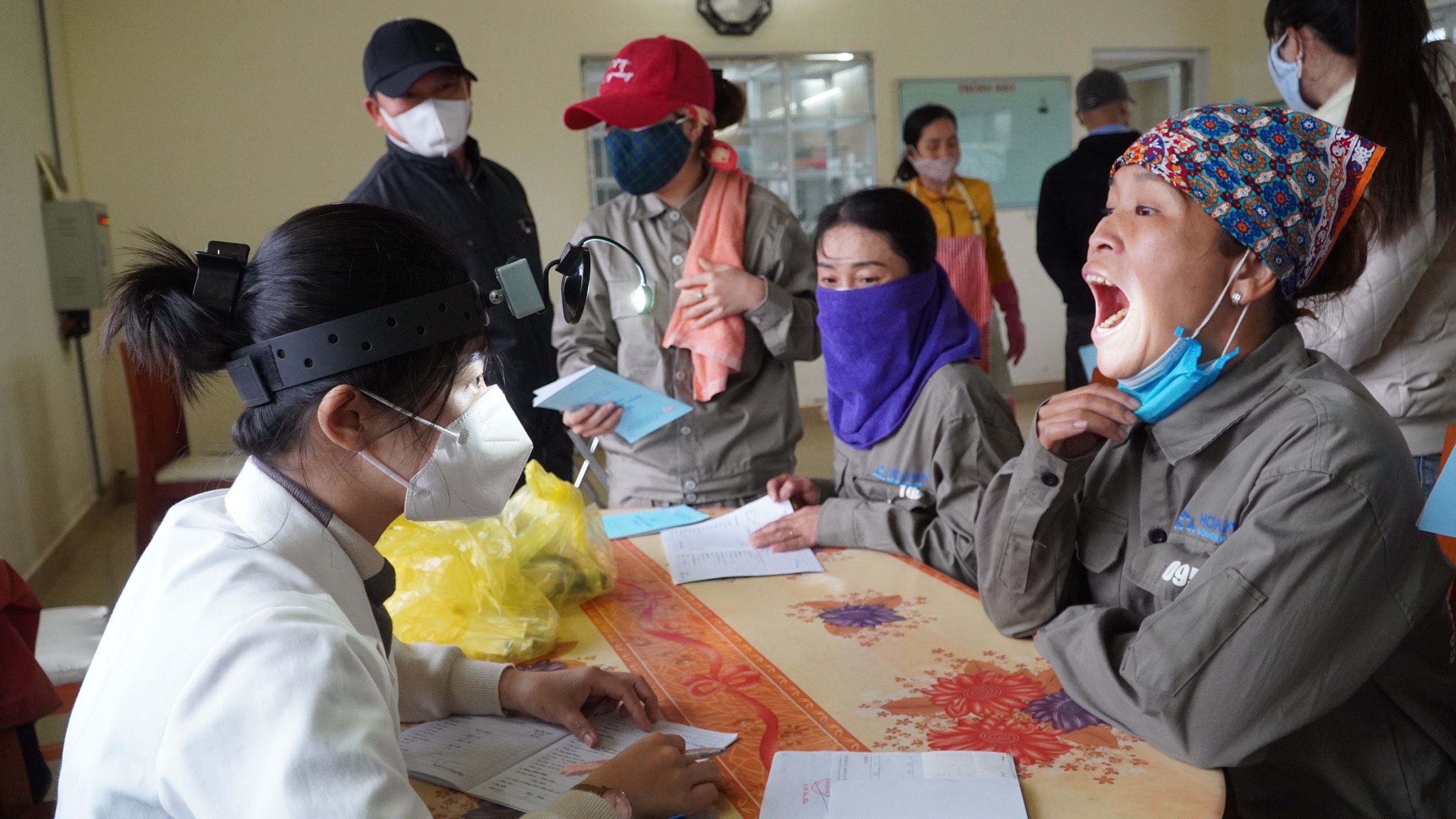 Trung tâm Kiểm soát bệnh tật khám kiểm tra sức khỏe cho nhân viên Công ty TNHH Chăn nuôi Hòa Phát1