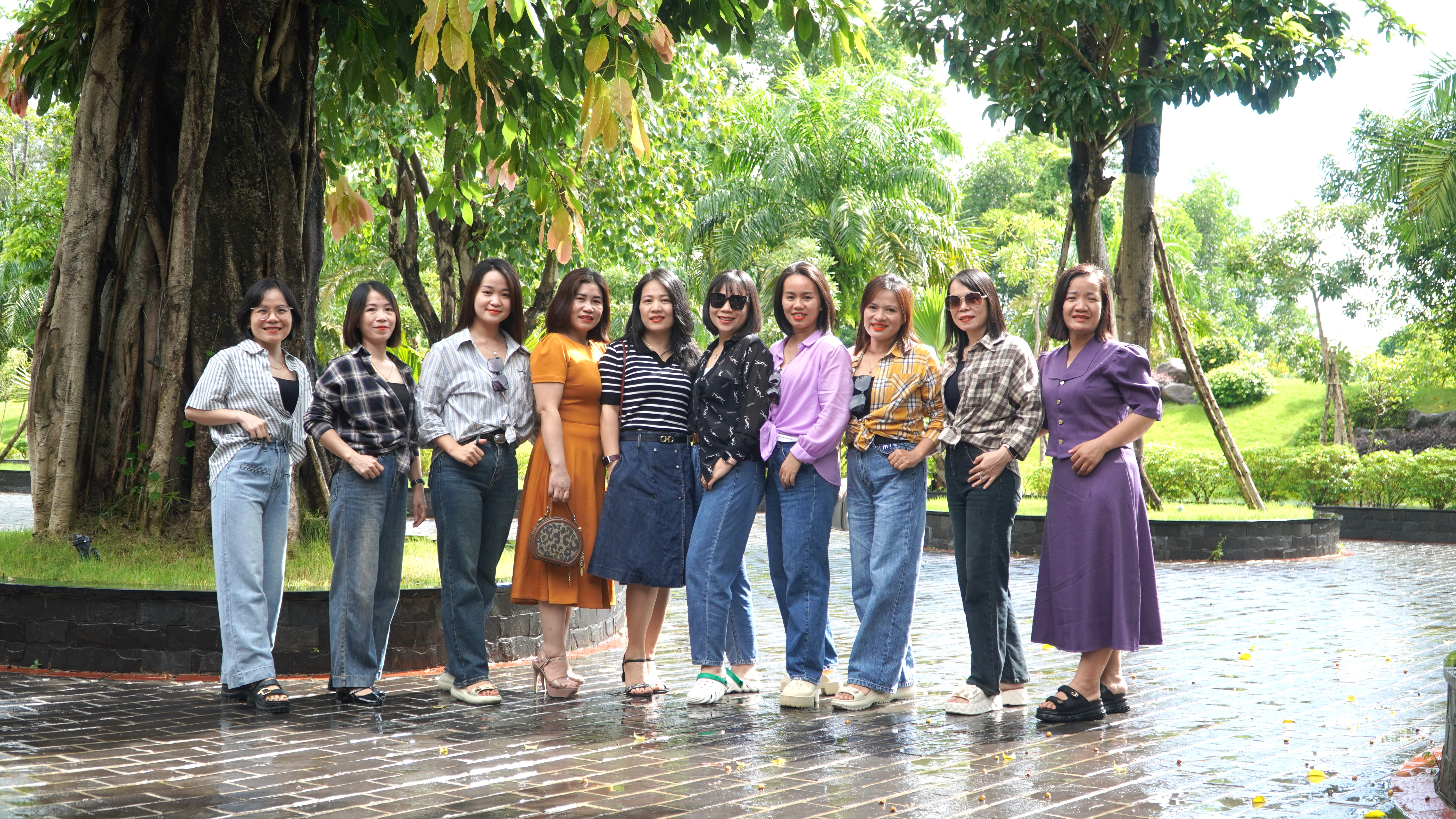 cũng_là_lời_tri_ân_cảm_ơn_đến_những_đóng_góp_cố_gắng_của_các_cán_bộ_nhân_viên_trong_việc_xây_dựng_và_gắn_bó_với_đơn_vị_trong_thời_gian_công_tác_3.JPG