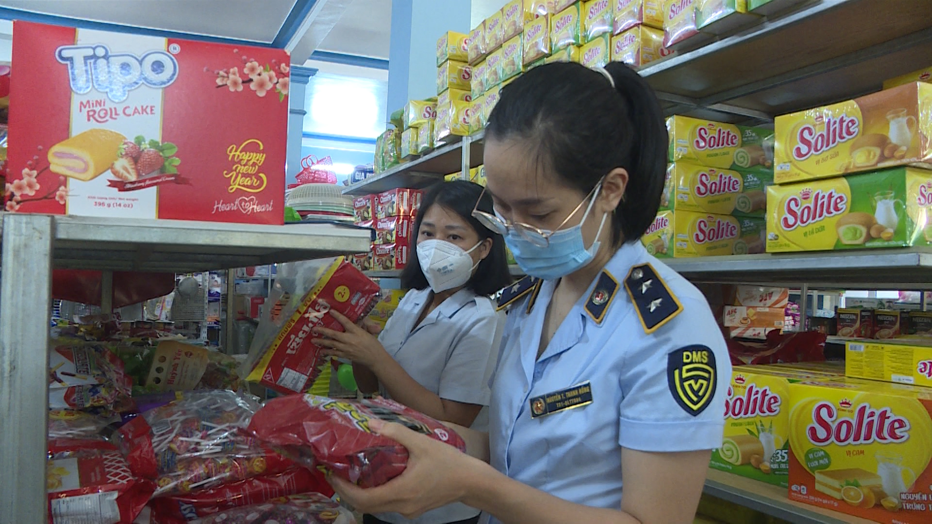 kiểm tra các cở kinh doanh buôn bán tạp hóa 