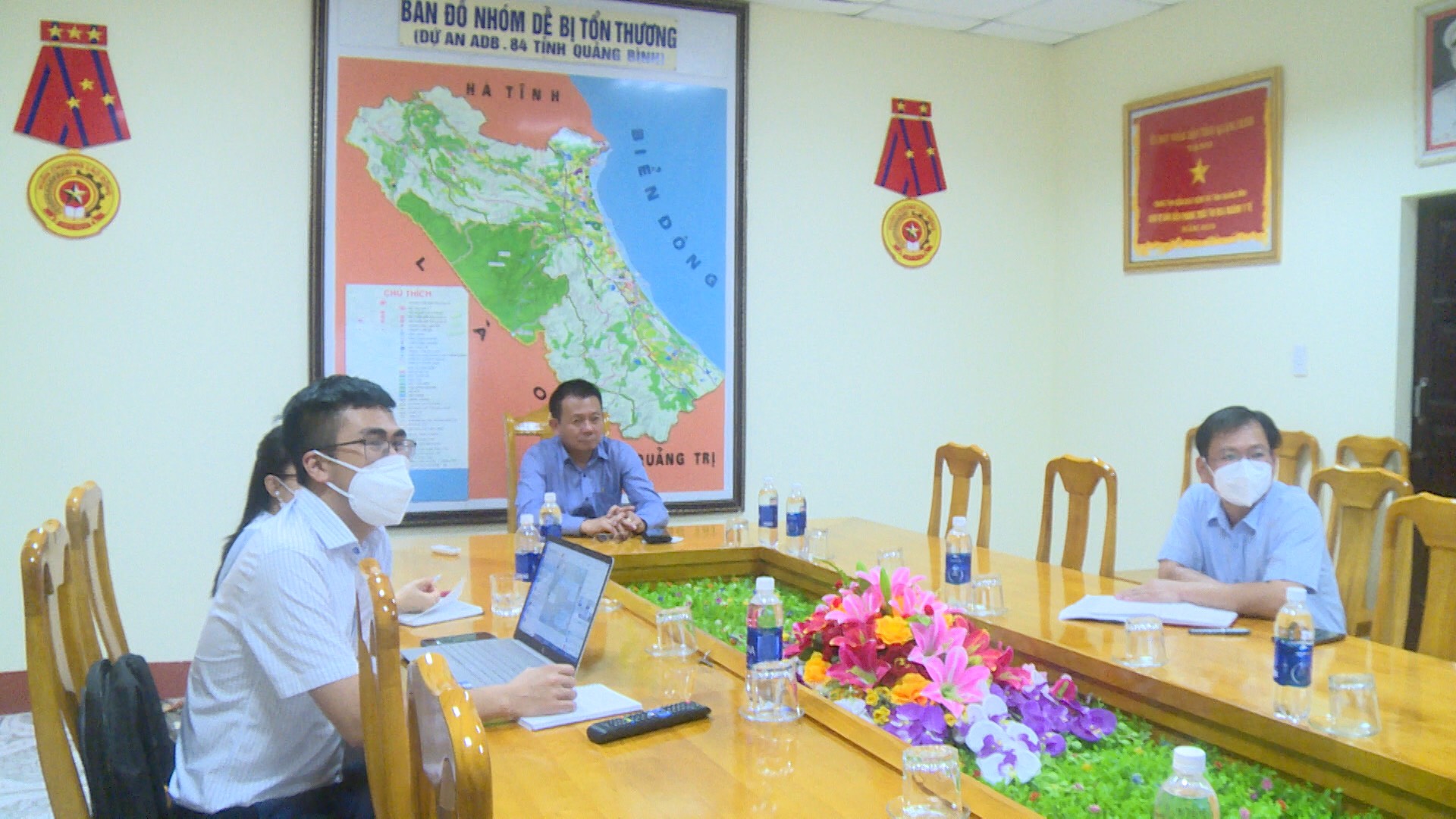 tập huấn trực tuyến về hướng dẫn tiêm chủng vắc xin phòng Covid 19 cho trẻ từ 12 đến 17 tuổi