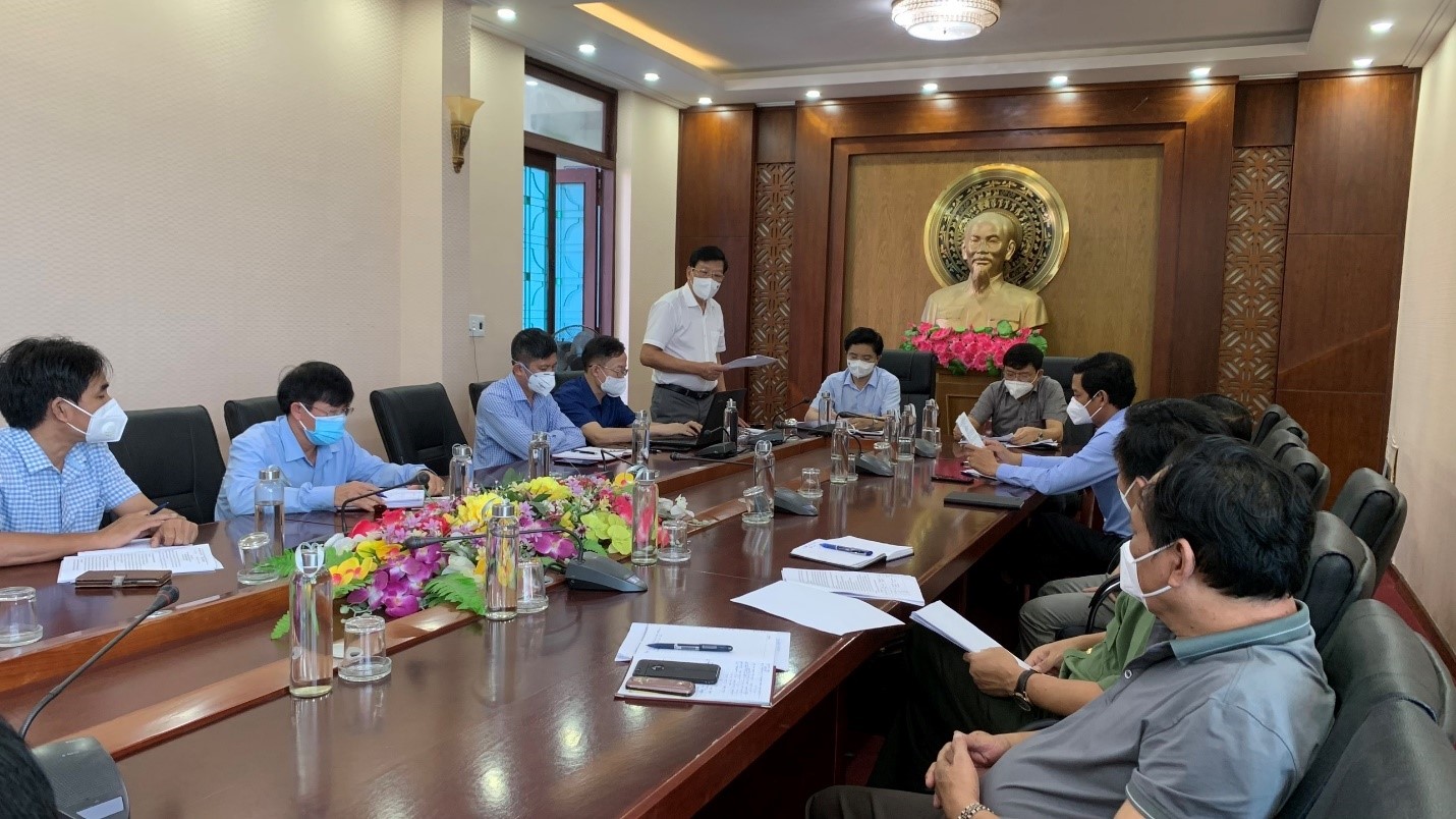 Đồng chí Phan Thanh Hải Phó giám đốc sở Sở Y tế phát biểu tại buổi làm việc